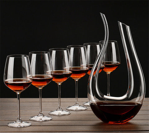 Horn-Shaped Glass Wine Pourer